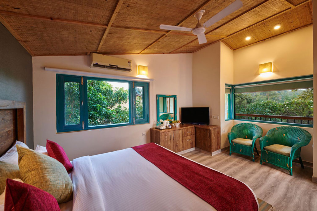 Acorn Hideaway Resort